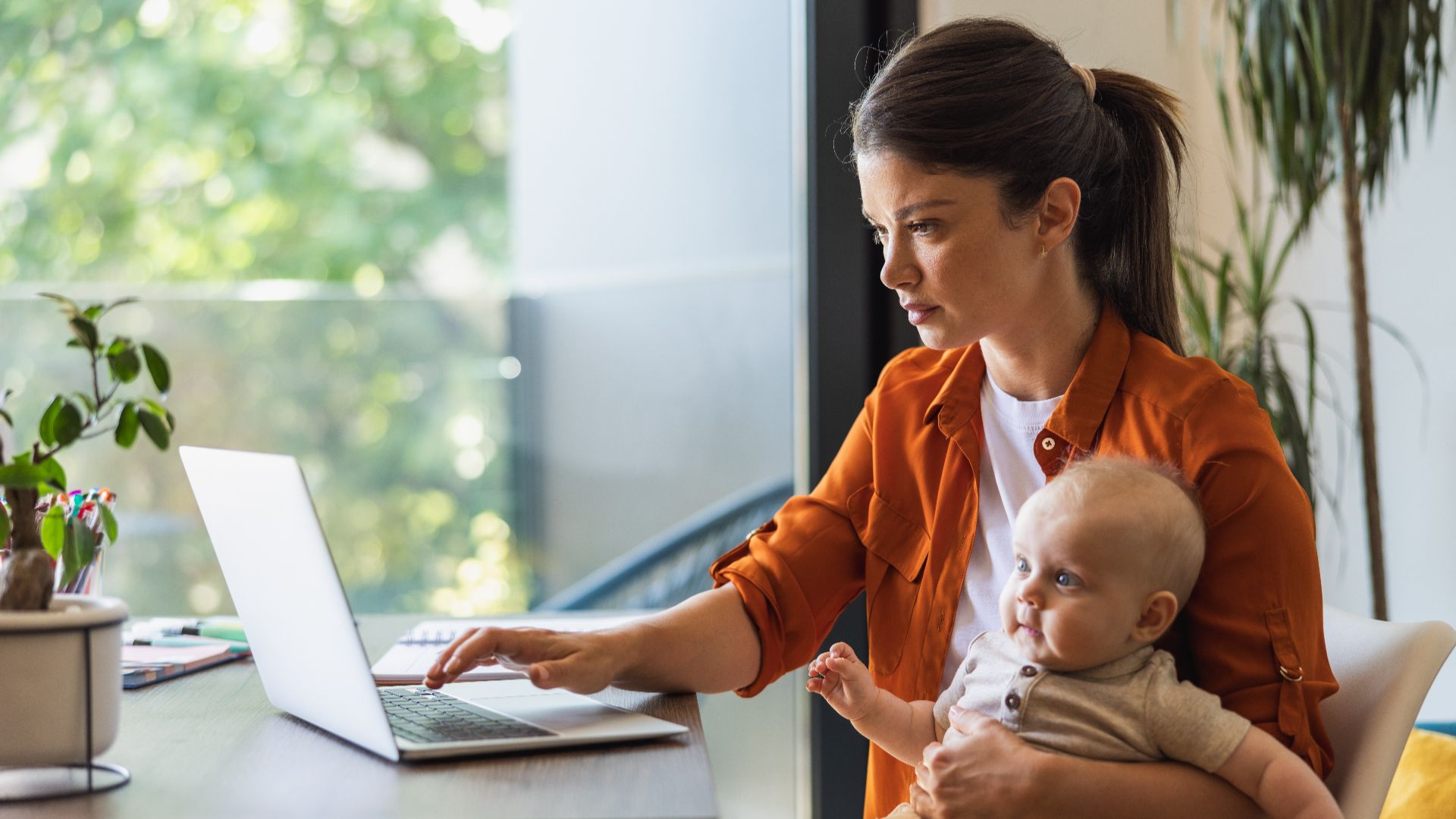 7.BUSY-PARENT_shutterstock_2340315283.jpg